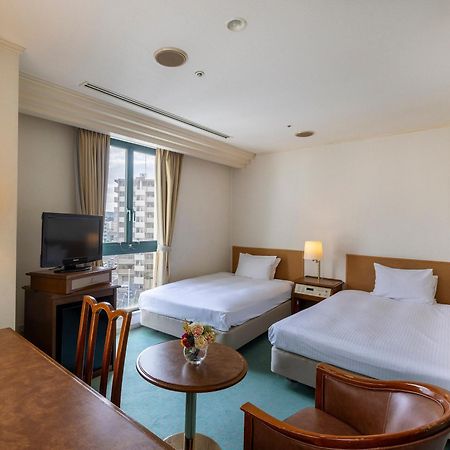 Nagasaki International Hotel Omura Esterno foto