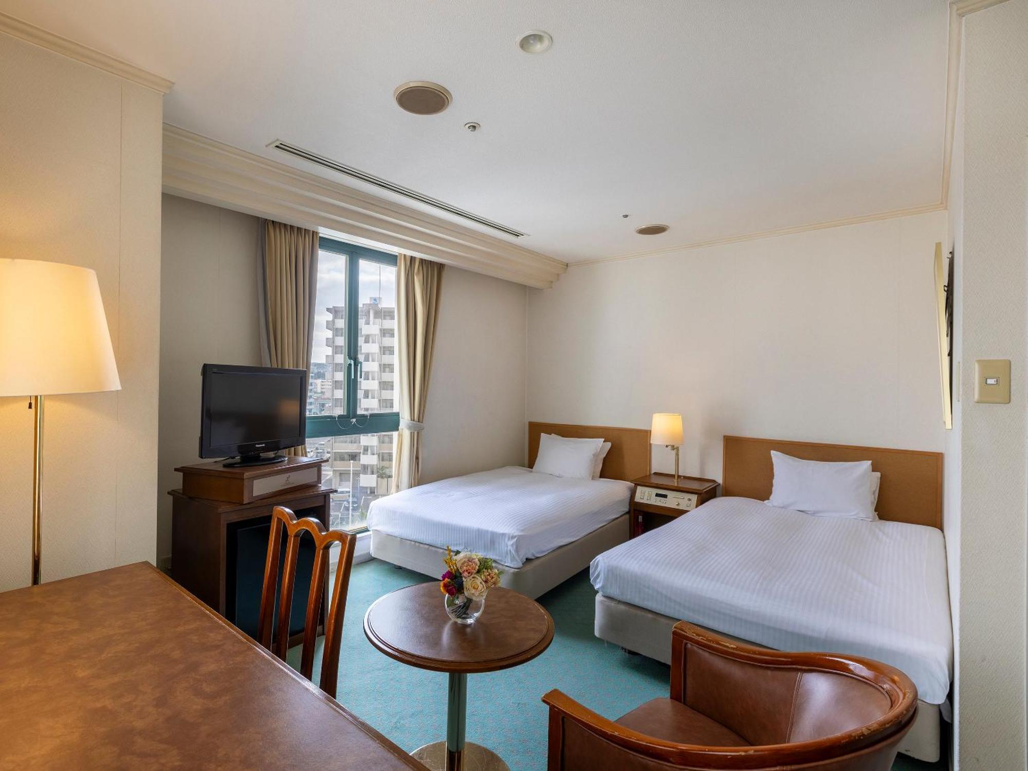 Nagasaki International Hotel Omura Esterno foto