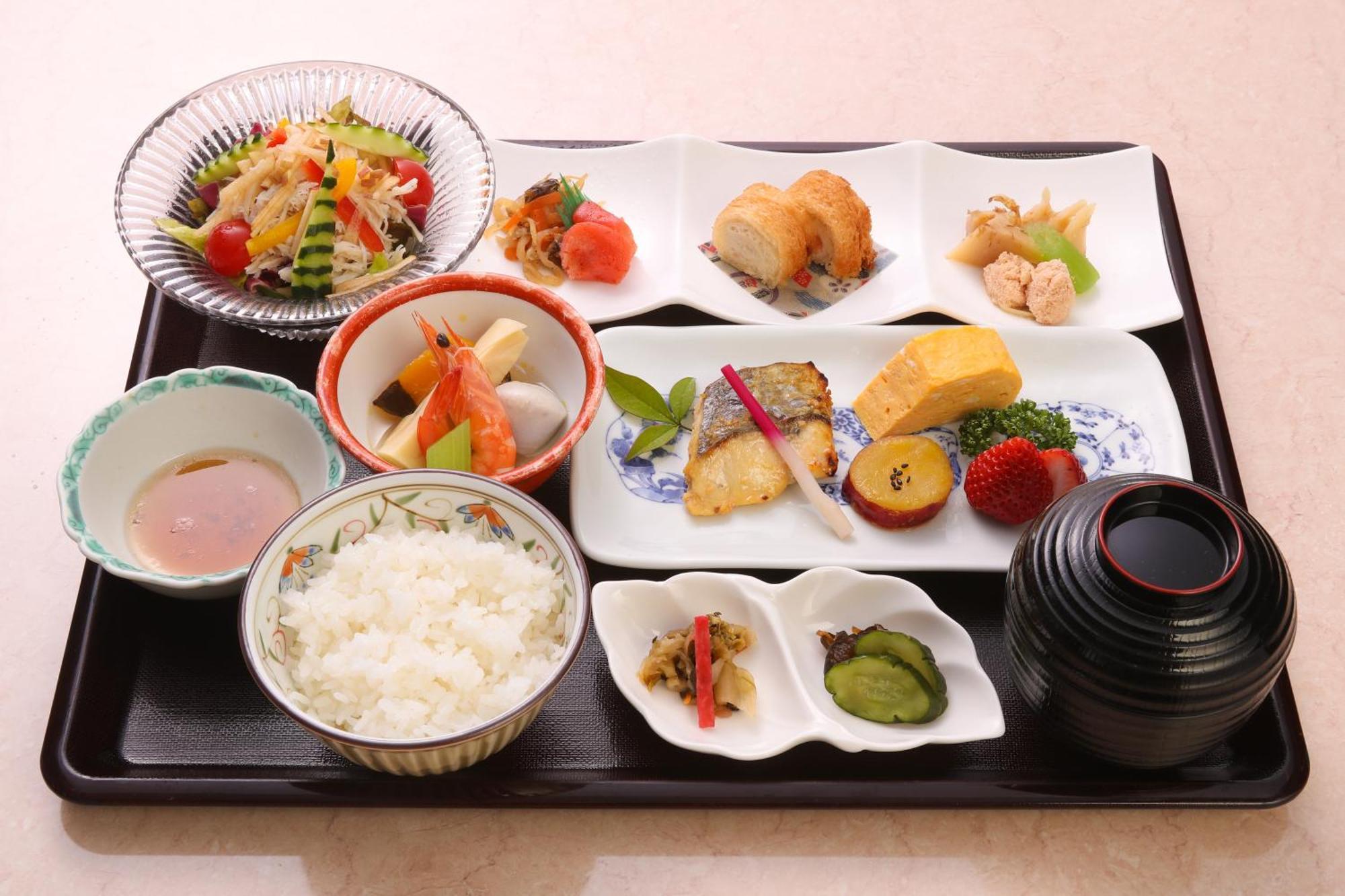 Nagasaki International Hotel Omura Esterno foto